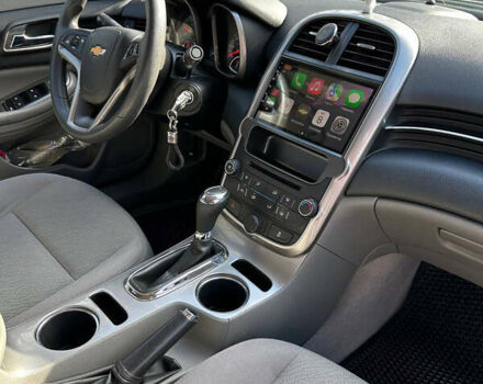 Шевроле Малибу 2014 в Ставище на Automoto.ua Белый Шевроле Малибу, объемом двигателя 2.46 л и пробегом 166 тыс. км за 7700 $, фото 11 на Automoto.ua