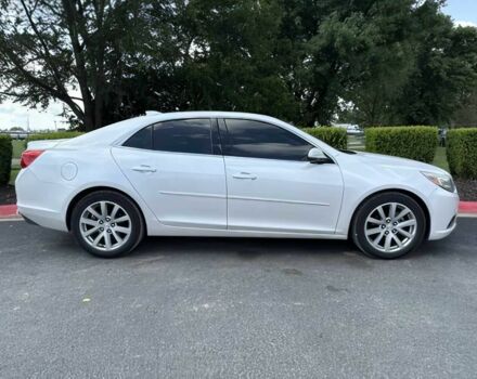 Белый Шевроле Малибу, объемом двигателя 2.5 л и пробегом 75 тыс. км за 7000 $, фото 5 на Automoto.ua