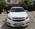 Белый Шевроле Малибу, объемом двигателя 2 л и пробегом 320 тыс. км за 7700 $, фото 1 на Automoto.ua