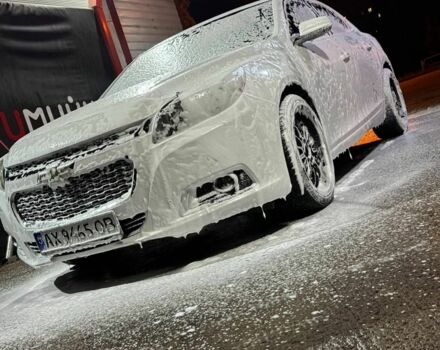 Белый Шевроле Малибу, объемом двигателя 2.5 л и пробегом 245 тыс. км за 9000 $, фото 2 на Automoto.ua