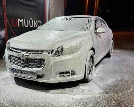 Белый Шевроле Малибу, объемом двигателя 2.5 л и пробегом 245 тыс. км за 9000 $, фото 4 на Automoto.ua