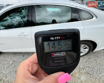 Белый Шевроле Малибу, объемом двигателя 1.5 л и пробегом 133 тыс. км за 11000 $, фото 18 на Automoto.ua