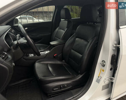 Білий Шевроле Малібу, об'ємом двигуна 1.8 л та пробігом 168 тис. км за 13500 $, фото 8 на Automoto.ua