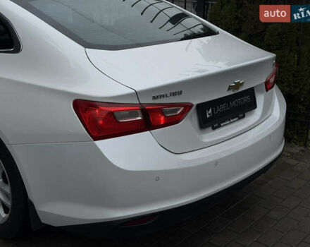 Білий Шевроле Малібу, об'ємом двигуна 1.8 л та пробігом 168 тис. км за 13500 $, фото 7 на Automoto.ua