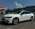 Белый Шевроле Малибу, объемом двигателя 1.5 л и пробегом 97 тыс. км за 11100 $, фото 1 на Automoto.ua