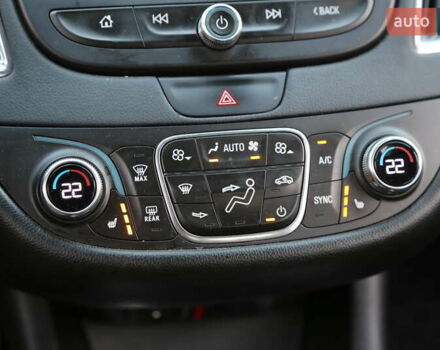 Белый Шевроле Малибу, объемом двигателя 1.8 л и пробегом 168 тыс. км за 14500 $, фото 21 на Automoto.ua