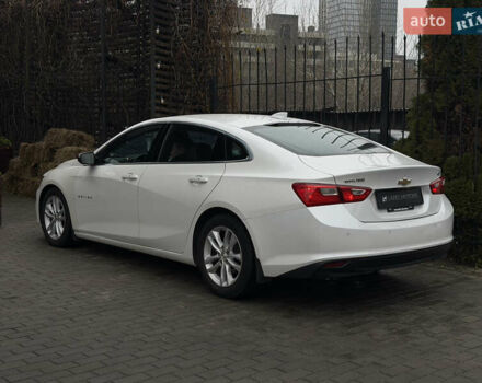Білий Шевроле Малібу, об'ємом двигуна 1.8 л та пробігом 168 тис. км за 13500 $, фото 4 на Automoto.ua