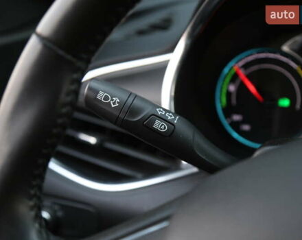 Белый Шевроле Малибу, объемом двигателя 1.8 л и пробегом 168 тыс. км за 14500 $, фото 22 на Automoto.ua