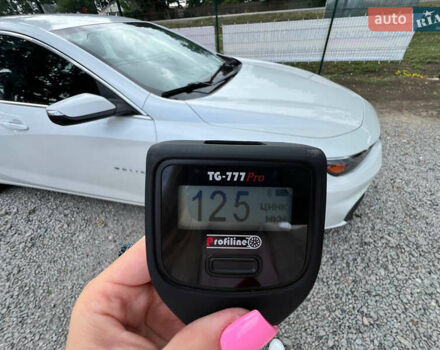 Белый Шевроле Малибу, объемом двигателя 1.5 л и пробегом 133 тыс. км за 11000 $, фото 22 на Automoto.ua