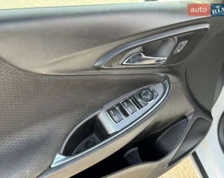 Белый Шевроле Малибу, объемом двигателя 1.49 л и пробегом 137 тыс. км за 9500 $, фото 9 на Automoto.ua