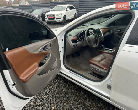 Белый Шевроле Малибу, объемом двигателя 2 л и пробегом 100 тыс. км за 8100 $, фото 18 на Automoto.ua