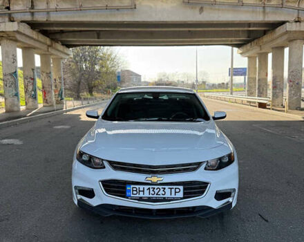 Белый Шевроле Малибу, объемом двигателя 1.5 л и пробегом 80 тыс. км за 10500 $, фото 2 на Automoto.ua