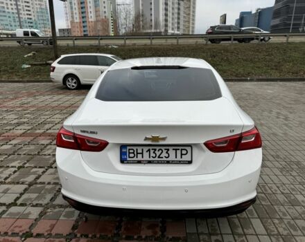 Белый Шевроле Малибу, объемом двигателя 1.5 л и пробегом 70 тыс. км за 11200 $, фото 4 на Automoto.ua