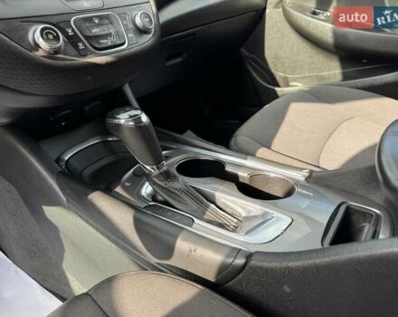 Белый Шевроле Малибу, объемом двигателя 1.49 л и пробегом 137 тыс. км за 9500 $, фото 16 на Automoto.ua