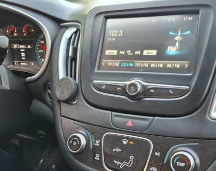 Білий Шевроле Малібу, об'ємом двигуна 1.49 л та пробігом 158 тис. км за 11000 $, фото 12 на Automoto.ua