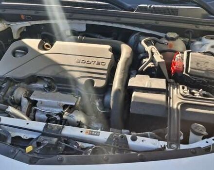 Білий Шевроле Малібу, об'ємом двигуна 1.49 л та пробігом 158 тис. км за 11000 $, фото 3 на Automoto.ua