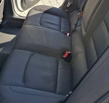 Білий Шевроле Малібу, об'ємом двигуна 1.49 л та пробігом 158 тис. км за 11000 $, фото 14 на Automoto.ua