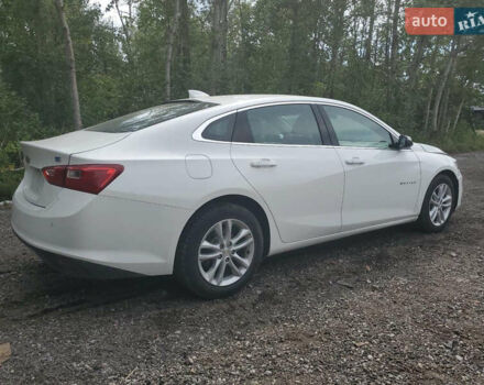 Белый Шевроле Малибу, объемом двигателя 1.8 л и пробегом 164 тыс. км за 12700 $, фото 3 на Automoto.ua