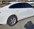 Білий Шевроле Малібу, об'ємом двигуна 1.49 л та пробігом 158 тис. км за 11000 $, фото 9 на Automoto.ua