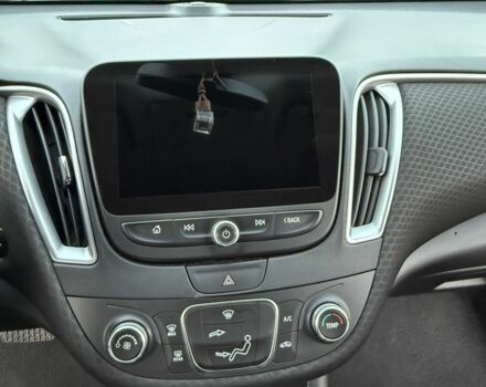 Белый Шевроле Малибу, объемом двигателя 1.5 л и пробегом 577 тыс. км за 14000 $, фото 3 на Automoto.ua