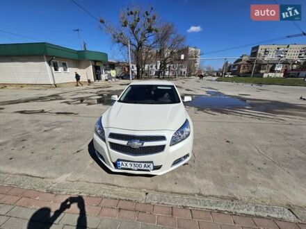 Шевроле Малибу 2012 в Харькове на Automoto.ua Белый Шевроле Малибу, объемом двигателя 2.38 л и пробегом 143 тыс. км за 9950 $, фото 1 на Automoto.ua