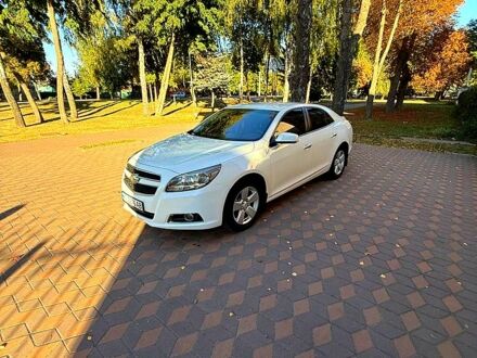 Белый Шевроле Малибу, объемом двигателя 2 л и пробегом 338 тыс. км за 8700 $, фото 1 на Automoto.ua