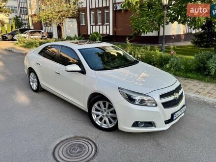 Шевроле Малібу 2012 у Запоріжжя на Automoto.ua Білий Шевроле Малібу, об'ємом двигуна 2.4 л та пробігом 285 тис. км за 8800 $, фото 1 на Automoto.ua