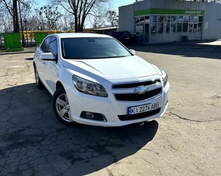 Белый Шевроле Малибу, объемом двигателя 2 л и пробегом 347 тыс. км за 6650 $, фото 1 на Automoto.ua