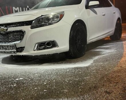 Белый Шевроле Малибу, объемом двигателя 2.5 л и пробегом 245 тыс. км за 9000 $, фото 1 на Automoto.ua