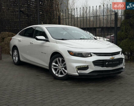 Белый Шевроле Малибу, объемом двигателя 1.8 л и пробегом 168 тыс. км за 13500 $, фото 1 на Automoto.ua