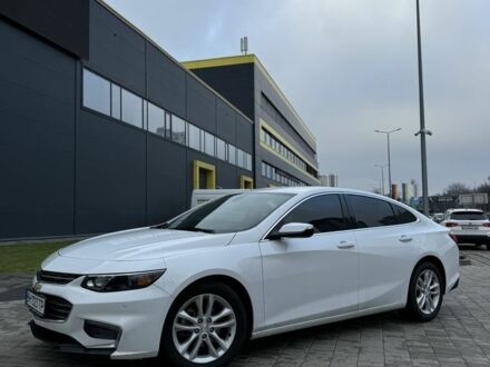 Белый Шевроле Малибу, объемом двигателя 1.5 л и пробегом 70 тыс. км за 11200 $, фото 1 на Automoto.ua