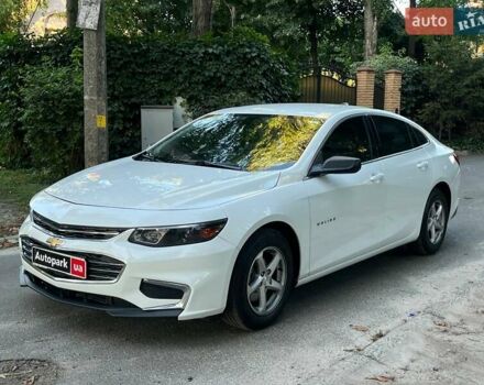 Білий Шевроле Малібу, об'ємом двигуна 1.5 л та пробігом 135 тис. км за 9490 $, фото 1 на Automoto.ua