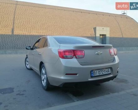 Бежевый Шевроле Малибу, объемом двигателя 2.4 л и пробегом 220 тыс. км за 8200 $, фото 2 на Automoto.ua