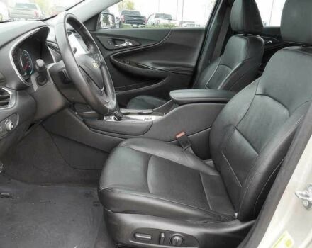 Бежевый Шевроле Малибу, объемом двигателя 2 л и пробегом 77 тыс. км за 2200 $, фото 7 на Automoto.ua