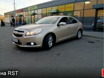 Бежевий Шевроле Малібу, об'ємом двигуна 2.4 л та пробігом 220 тис. км за 8200 $, фото 1 на Automoto.ua