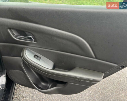 Черный Шевроле Малибу, объемом двигателя 1.96 л и пробегом 199 тыс. км за 8043 $, фото 11 на Automoto.ua