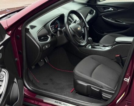 Черный Шевроле Малибу, объемом двигателя 1.5 л и пробегом 159 тыс. км за 9900 $, фото 22 на Automoto.ua