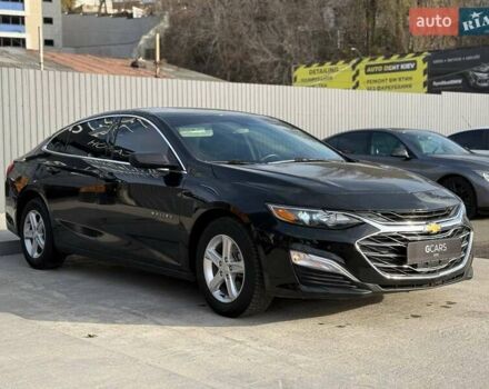 Чорний Шевроле Малібу, об'ємом двигуна 1.49 л та пробігом 52 тис. км за 11900 $, фото 2 на Automoto.ua
