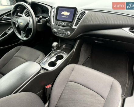 Черный Шевроле Малибу, объемом двигателя 1.5 л и пробегом 168 тыс. км за 12300 $, фото 8 на Automoto.ua