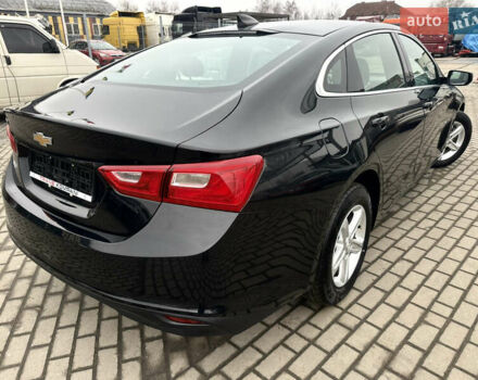 Черный Шевроле Малибу, объемом двигателя 1.5 л и пробегом 168 тыс. км за 12300 $, фото 2 на Automoto.ua