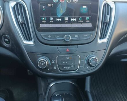 Красный Шевроле Малибу, объемом двигателя 1.5 л и пробегом 150 тыс. км за 10000 $, фото 5 на Automoto.ua