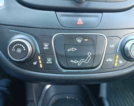 Красный Шевроле Малибу, объемом двигателя 1.5 л и пробегом 150 тыс. км за 10000 $, фото 8 на Automoto.ua