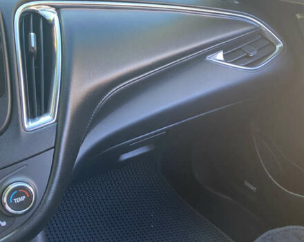 Красный Шевроле Малибу, объемом двигателя 1.5 л и пробегом 130 тыс. км за 10300 $, фото 8 на Automoto.ua