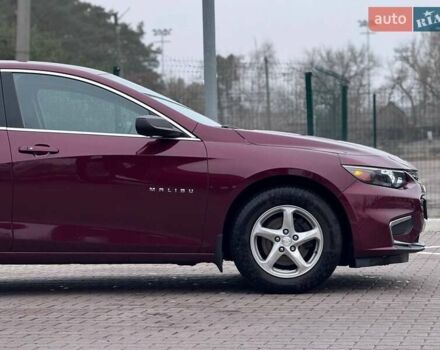 Красный Шевроле Малибу, объемом двигателя 1.5 л и пробегом 159 тыс. км за 9900 $, фото 6 на Automoto.ua