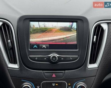 Красный Шевроле Малибу, объемом двигателя 1.5 л и пробегом 159 тыс. км за 9900 $, фото 24 на Automoto.ua