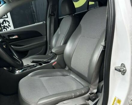 Шевроле Малибу, объемом двигателя 2.5 л и пробегом 114 тыс. км за 7600 $, фото 6 на Automoto.ua