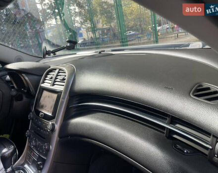 Серый Шевроле Малибу, объемом двигателя 2.38 л и пробегом 214 тыс. км за 12200 $, фото 9 на Automoto.ua