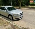 Сірий Шевроле Малібу, об'ємом двигуна 2.38 л та пробігом 183 тис. км за 8000 $, фото 1 на Automoto.ua