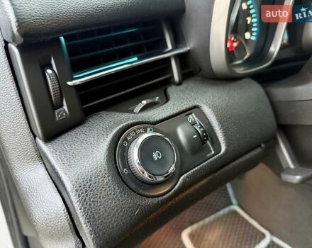 Серый Шевроле Малибу, объемом двигателя 2.38 л и пробегом 190 тыс. км за 6999 $, фото 34 на Automoto.ua