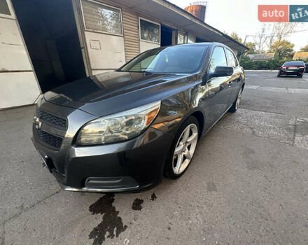 Серый Шевроле Малибу, объемом двигателя 2.46 л и пробегом 280 тыс. км за 8000 $, фото 7 на Automoto.ua